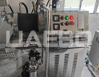 景德鎮(zhèn)某有限公司10L砂磨機調(diào)試成功